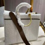 Fendi Women Sunshine Medium White Sheepskin Shopper – Image 3