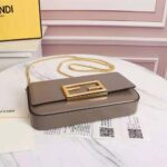 Fendi Women Wallet on Chain with Pouches Leather Mini-Bag-Brown – Bild 6