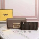 Fendi Women Wallet on Chain with Pouches Leather Mini-Bag-Brown – Bild 2