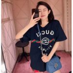 Gucci GG Women Cotton Jersey 'Gucci Firenze 1921' T-Shirt Crewneck Oversize Fit - Imagen 11