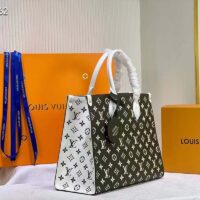 Louis Vuitton LV Women OnTheGo MM Tote Bag Green Printed Embossed Grained Cowhide (1)