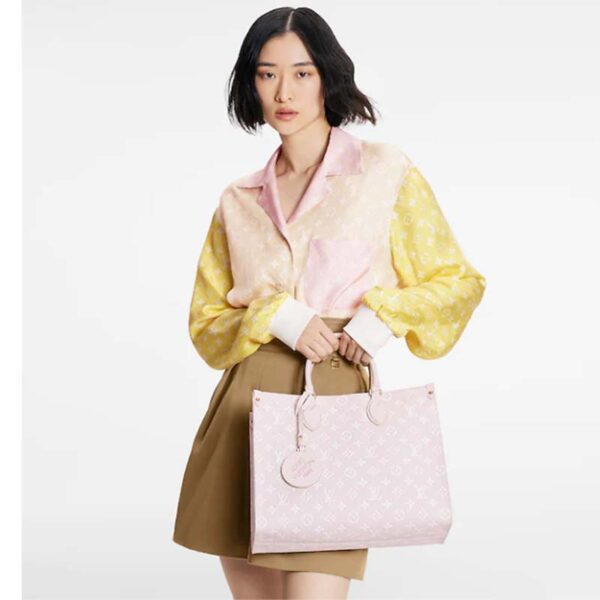 Louis Vuitton LV Women OnTheGo MM Tote Bag Pink Printed Embossed Grained Cowhide (9)