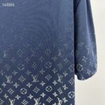 Louis Vuitton Men Mental LVSE Monogram Gradient T-Shirt Cotton Regular Fit Dark Ocean - Bild 7