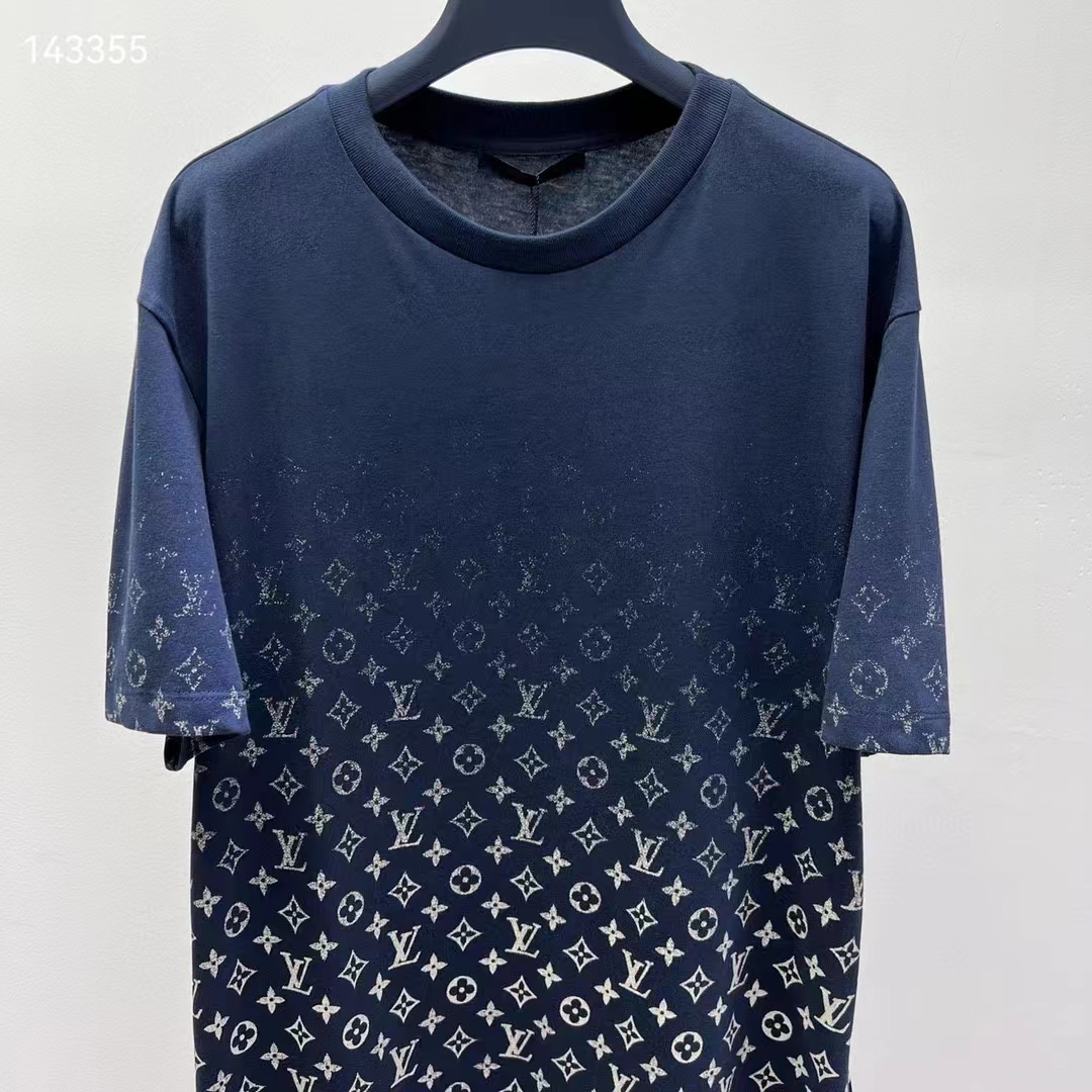 Louis Vuitton Gradient Cotton T-Shirt Grey. Size M0