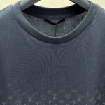 Louis Vuitton Men Mental LVSE Monogram Gradient T-Shirt Cotton Regular Fit Dark Ocean - Bild 8