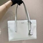 Prada Women Re-Edition 1995 Brushed-Leather Medium Handbag-White - Imagen 2