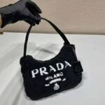 Prada Women Re-Edition 2000 Terry Mini-Bag-Black - Bild 3