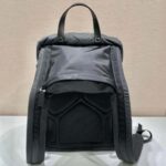 Prada Unisex Re-Nylon Padded Backpack with Hood-Black - Imagen 5
