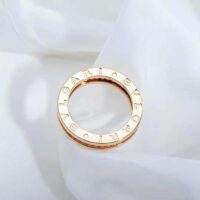 Bvlgari Women B.zero1 One-Band Ring in 18 KT Rose Gold Set with Pave Diamonds on the Spiral (1)