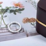 Bvlgari Women B.zero1 One-Band Ring in 18 KT White Gold Set with Pave Diamonds on the Spiral - Bild 8