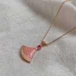 Bvlgari Women Divas Dream Necklace in 18 KT Rose Gold – Image 5