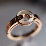 Bvlgari Women Openwork 18 KT Rose Gold Ring - Imagen 2