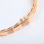 Bvlgari Women Serpenti Viper 18 KT Rose Gold Bracelet Set with Demi Pave Diamonds - Imagen 9