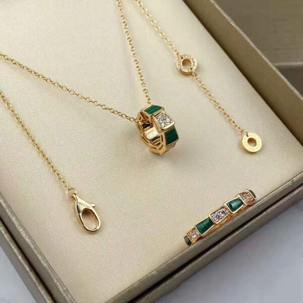 Bvlgari Women Serpenti Viper 18 KT Rose Gold Necklace Set with Malachite Elements (6)