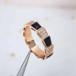 Bvlgari Women Serpenti Viper Band Ring in 18 KT Rose Gold-Black - Imagen 10