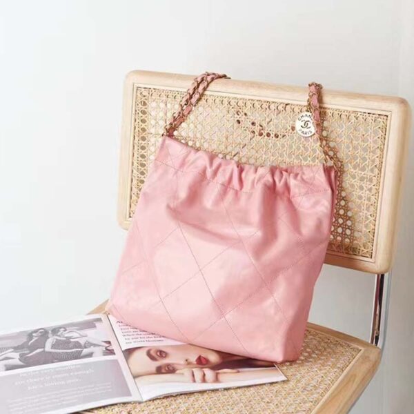 Chanel Women 22 Small Handbag Shiny Calfskin Gold-Tone Metal Coral Pink (9)