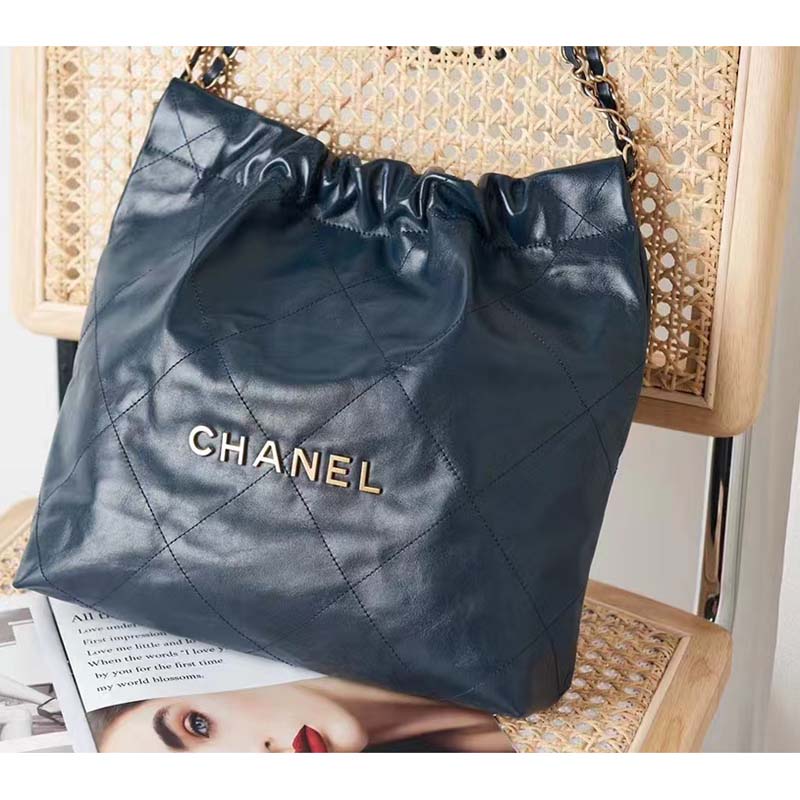 CHANEL Metallic Calfskin Quilted Small Chanel 22 Navy Blue 1076844