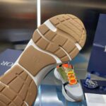 Dior Men B22 Sneaker Orange and White Technical Mesh with Khaki and Black Smooth Calfskin – Bild 10