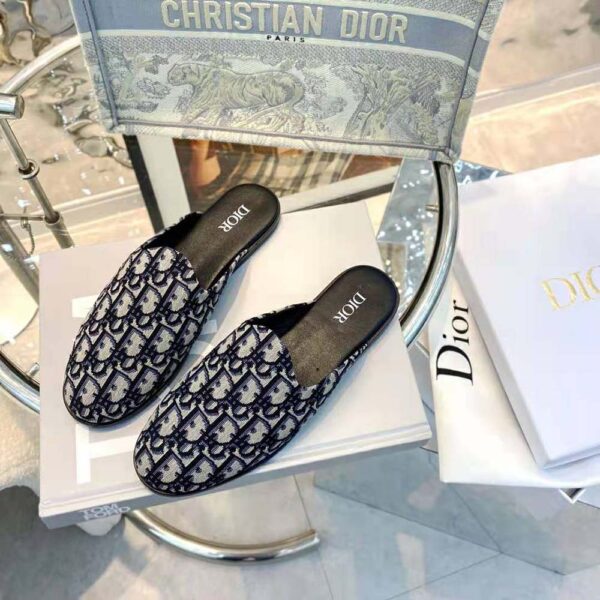 Dior Men Indior Mule Beige and Black Dior Oblique Jacquard (2)