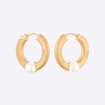 Orecchini Dior Donna CD Navy in metallo finitura oro e perle in resina bianca