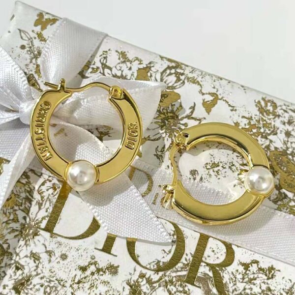 Dior Women CD Navy Earrings Gold-Finish Metal and White Resin Pearls (6)