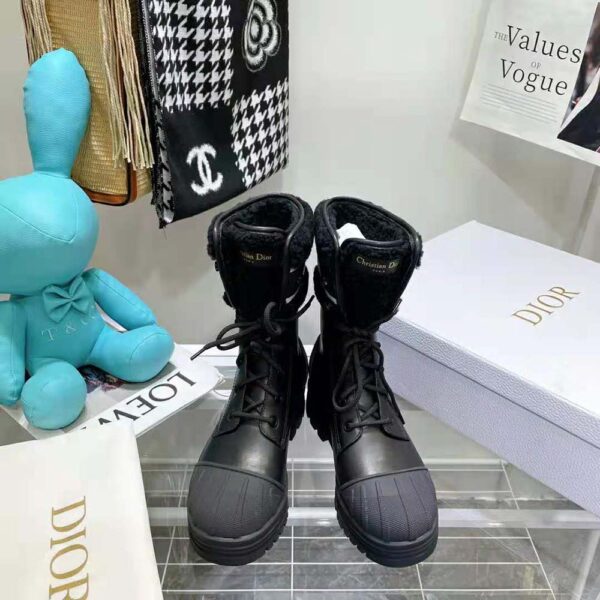 Dior Women D-Major Ankle Boot Black Calfskin and Lambskin Wool (1)