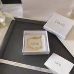 Dior Women Dio(r)evolution Bracelet Gold-Finish Metal and White Lacquer – Bild 4