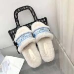 Dior Women Dway Slide Cornflower Blue Embroidered Cotton and White Shearling - Imagen 2