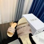 Dior Women Dway Slide Gold-Tone Cotton Embroidered with Metallic Thread and Strass - Bild 9