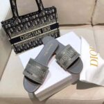 Dior Women Dway Slide Silver-Tone Embroidered Metallic Fabric - Imagen 4