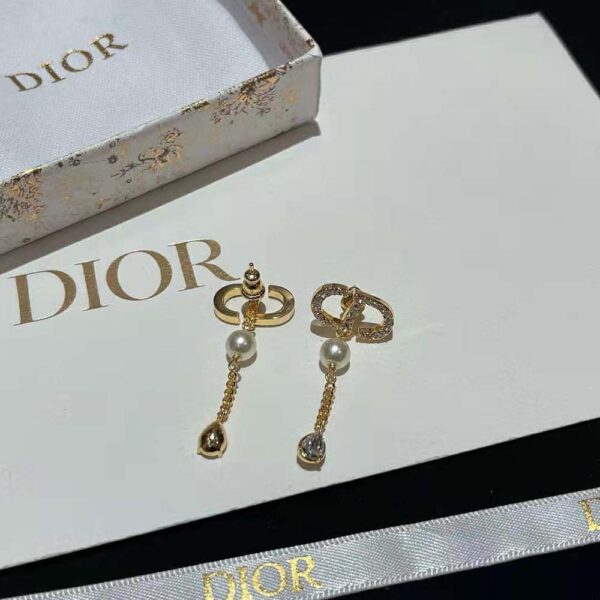 Dior Women Petit CD Earrings Gold-Finish Metal with White Resin Pearls (4)