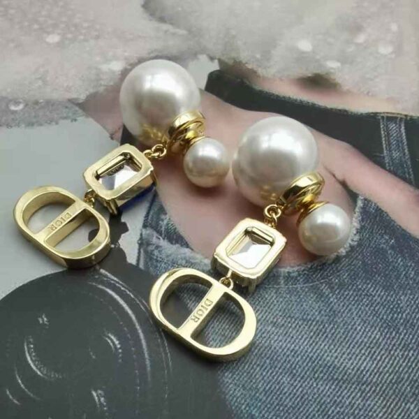 Dior Women Petit Cd Earrings Gold-Finish Metal with White Resin Pearls (6)