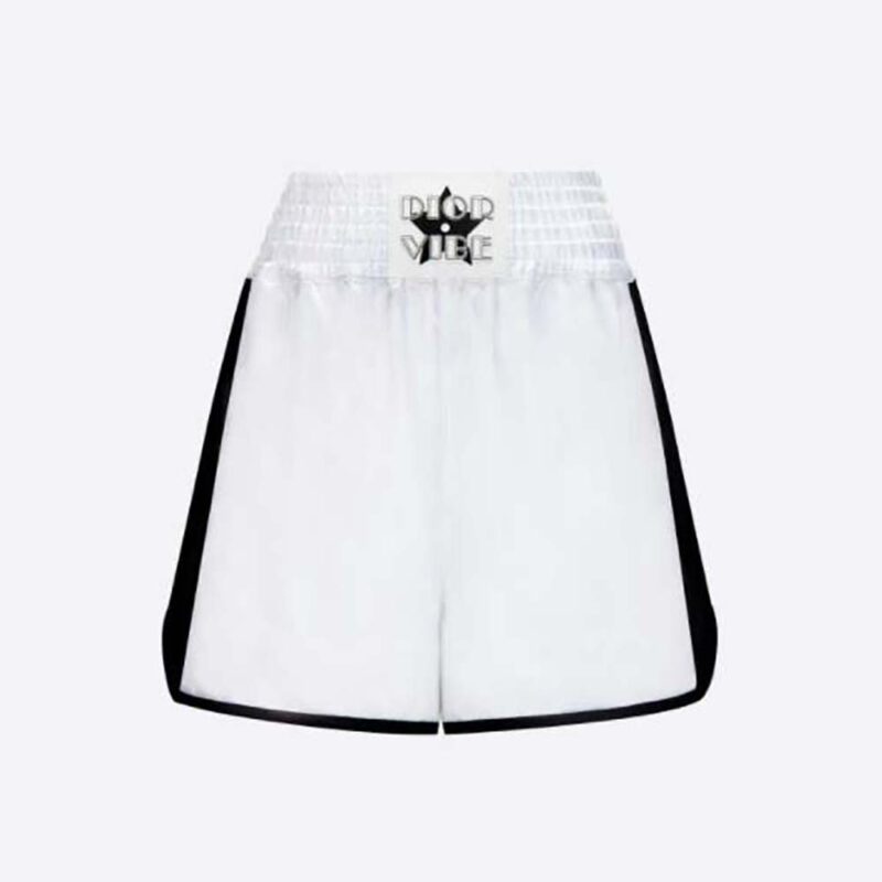 Dior Damen Vibe Shorts Technischer Satin in Weiß
