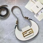 Fendi Women Cookie White Leather Mini Bag - immagine 4