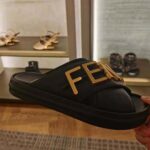 Fendi Women Fendigraphy Black Leather Slides – Bild 5