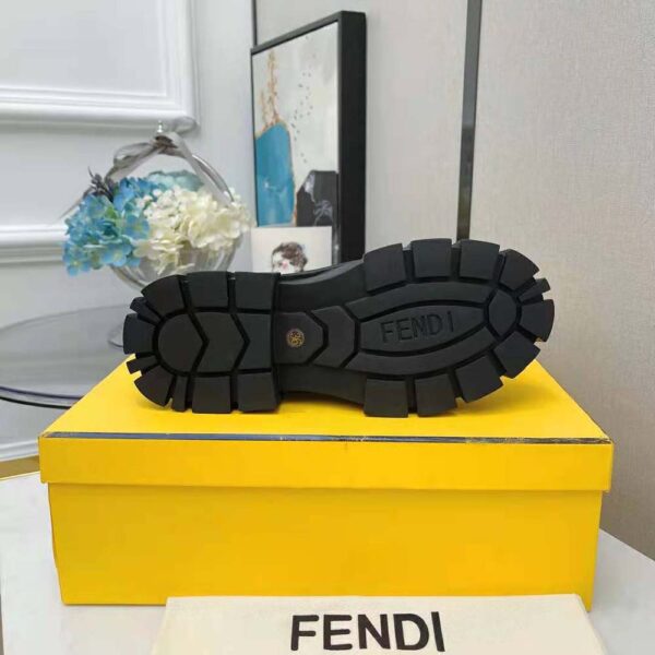 Fendi Women Force Black Leather Chelsea Boots (7)