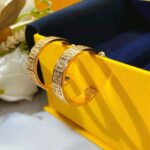 Fendi Women Hoop Earrings with FF Motif Gold-Colored - Bild 6