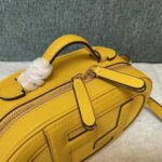 Fendi Women Mini Camera Case Yellow Leather and Suede Mini-Bag – Bild 7