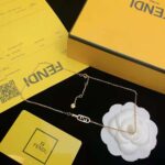 Fendi Women O Lock Necklace Gold-Colored Necklace - Bild 6