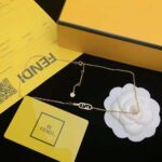 Fendi Women O Lock Necklace Gold-Colored Necklace - Bild 4