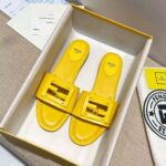 Fendi Women Signature Yellow Leather Slides in 0.4 inches Heel Height - immagine 6