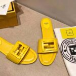 Fendi Women Signature Yellow Leather Slides in 0.4 inches Heel Height - immagine 5
