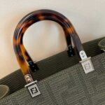 Fendi Women Sunshine Medium FF Fabric Shopper-Green – Bild 6