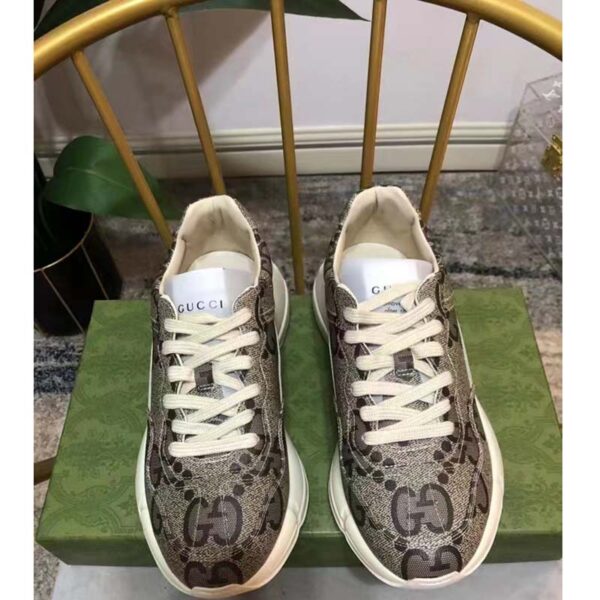 Gucci Unisex GG Rhyton Sneaker Beige Ebony Maxi GG Supreme Canvas 3 cm Heel (1)
