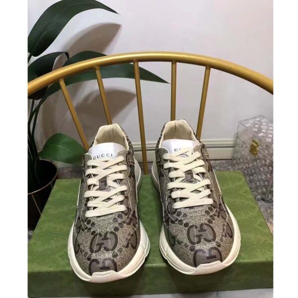 Gucci Unisex GG Rhyton Sneaker Beige Ebony Maxi GG Supreme Canvas 3 cm Heel (2)