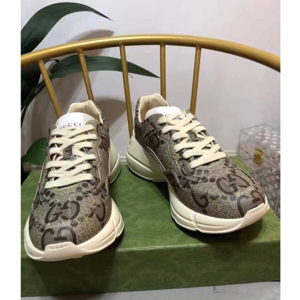 Gucci Unisex GG Rhyton Sneaker Beige Ebony Maxi GG Supreme Canvas 3 cm Heel (4)