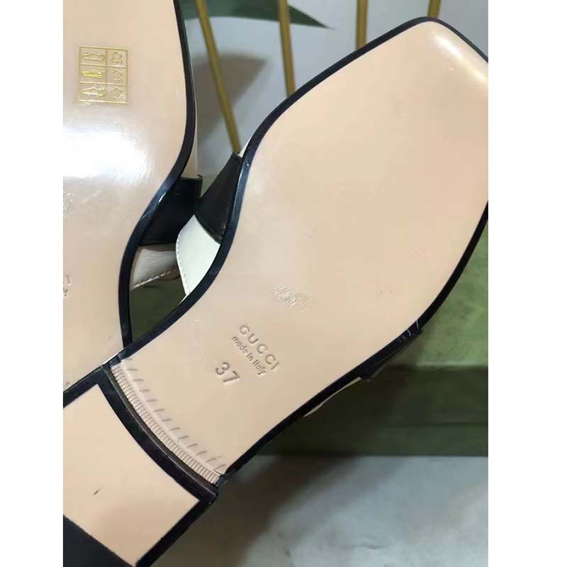 Gucci Unisex Women Slipper Double G White Leather Matelassé Chevron Flat