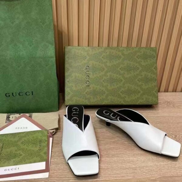 Gucci Women GG Low Heel Sandal White leather Square Toe (9)