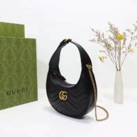 Gucci Women GG Marmont Half-Moon-Shaped Mini Bag Black Matelassé Chevron (6)