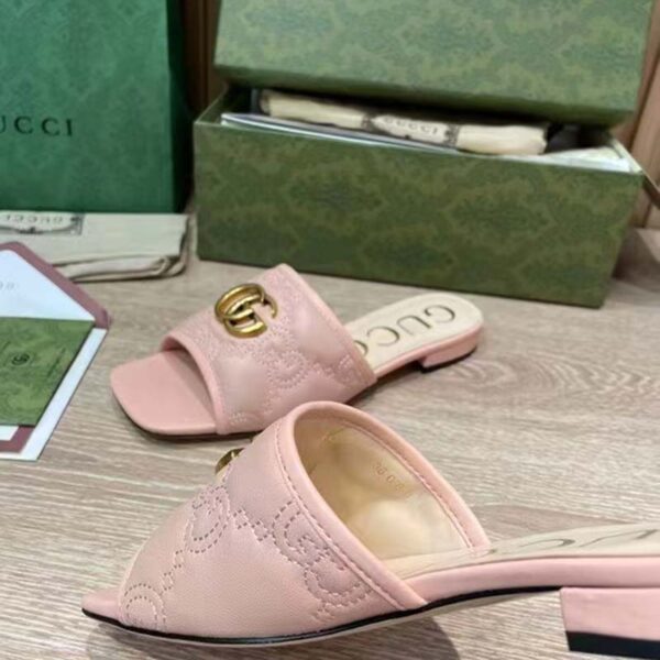 Gucci Women GG Matelassé Slide Sandal Beige Double G Square Toe Flat (7)